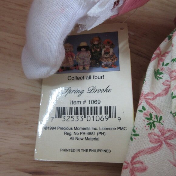 Precious Moments - A Friend for All Seasons - Brooke Spring 16" Doll - VTG #1069 - Picture 9 of 13